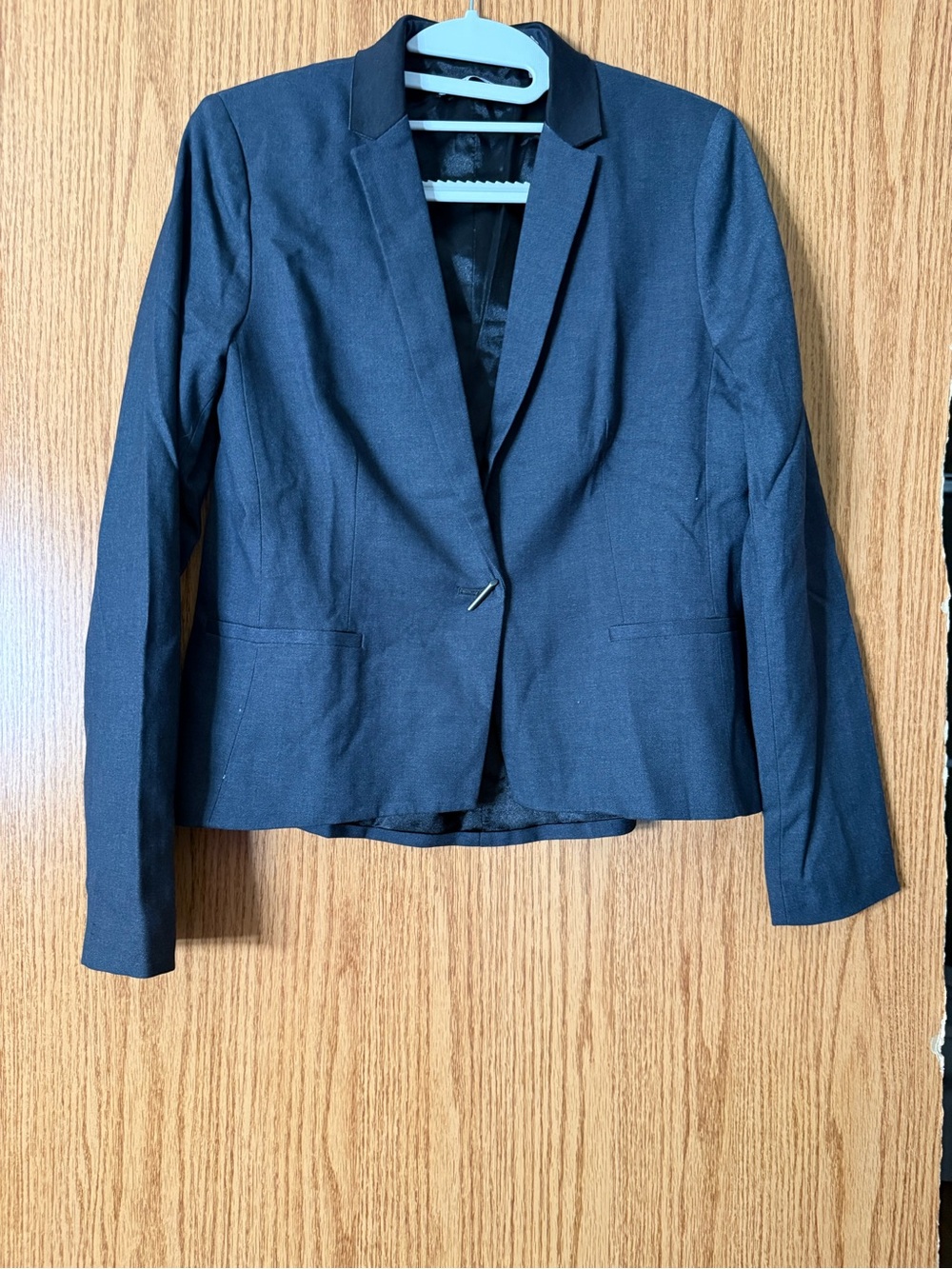 T Tahari Dark Grey Single-Button Tailored Blazer